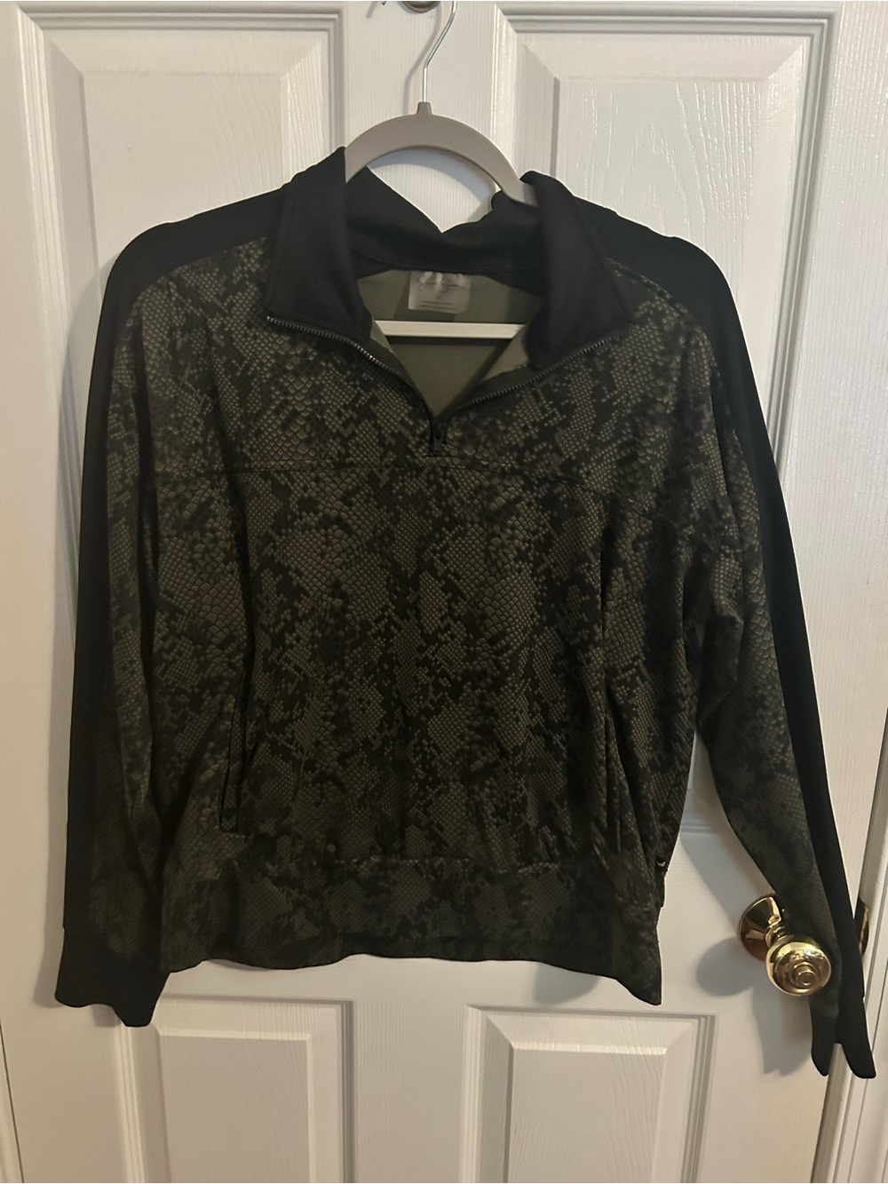 Women’s Quarter-Zip Snake-Print Pullover